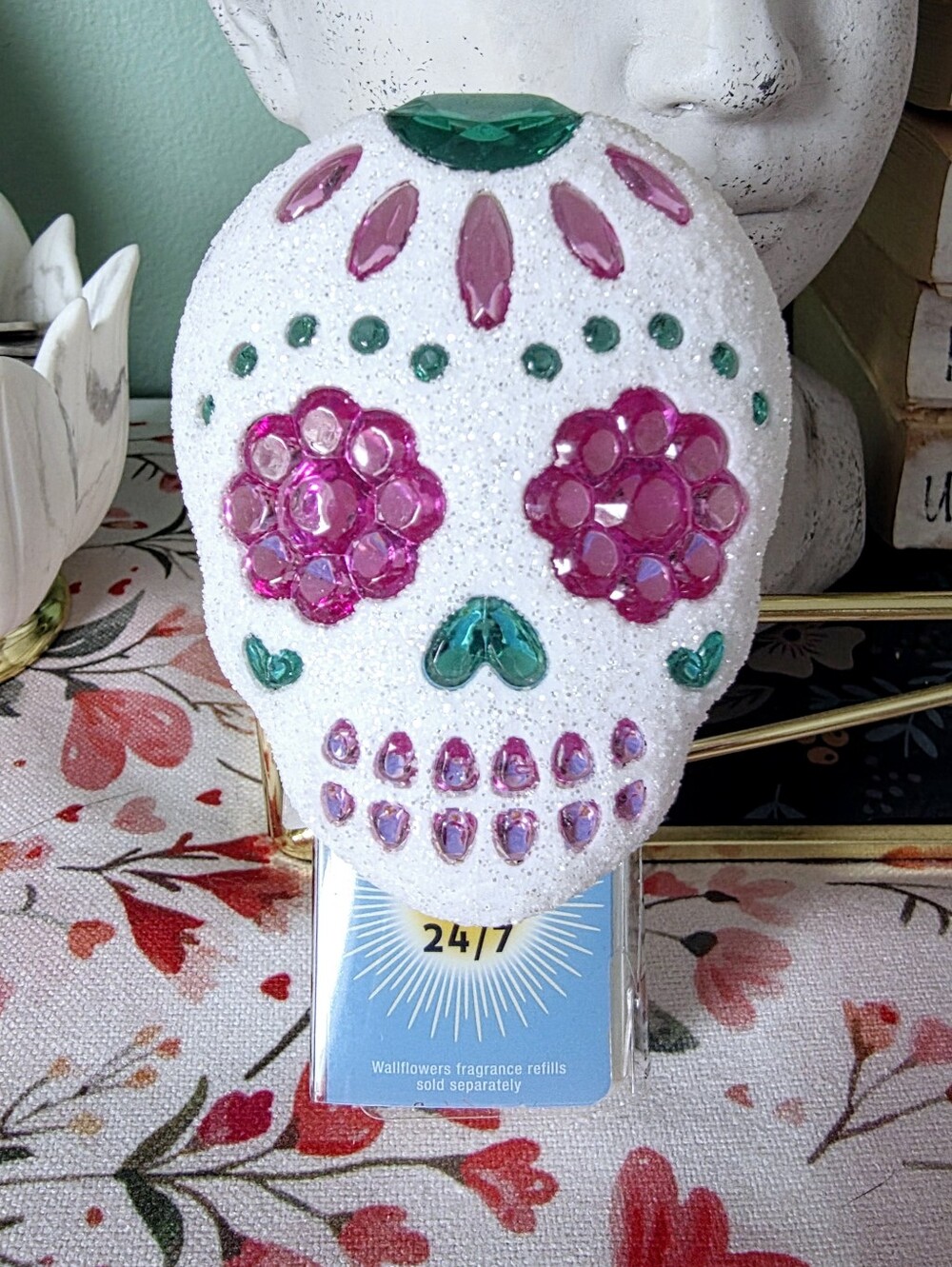 Bath Body Works Halloween Sugar Skull Wallflower